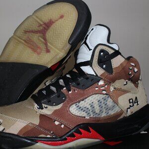 Men's Size 10.5 Jordan 5 Retro x Supreme Desert Camo 2015 Pre-Owned